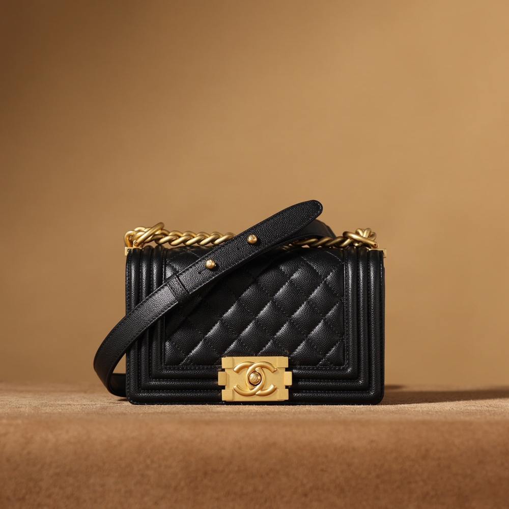 高仿Chanel*LeBoy黑色口蓋包S免檢版