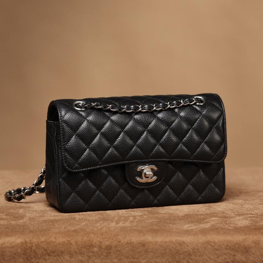 高仿Chanel*CF系列魚子醬口蓋包黑銀S免檢版
