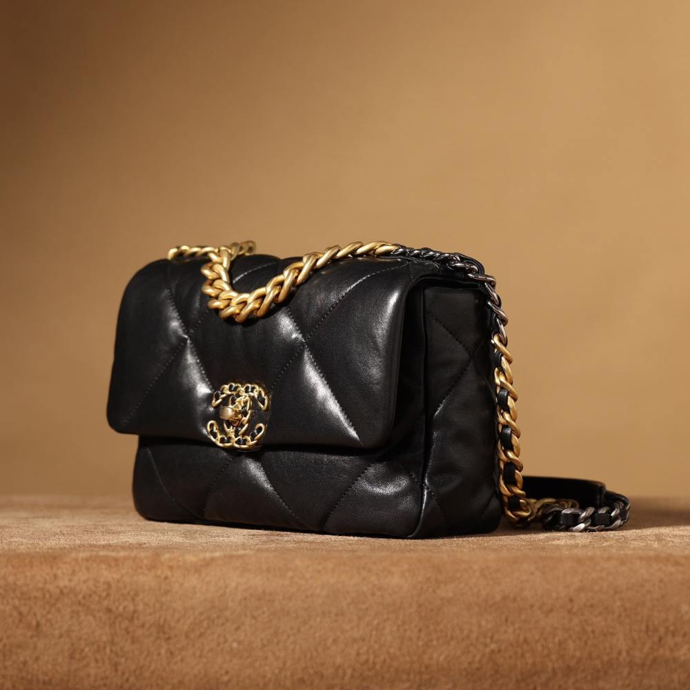 高仿Chanel*19Bag系列小羊皮口蓋包黑色XS免檢版