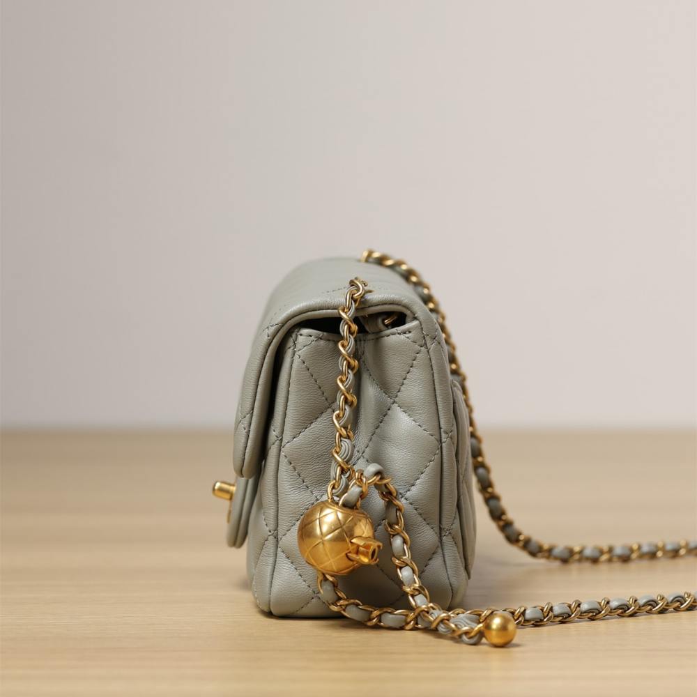 高仿Chanel*CF系列方胖子金球包褐綠色XS免檢版