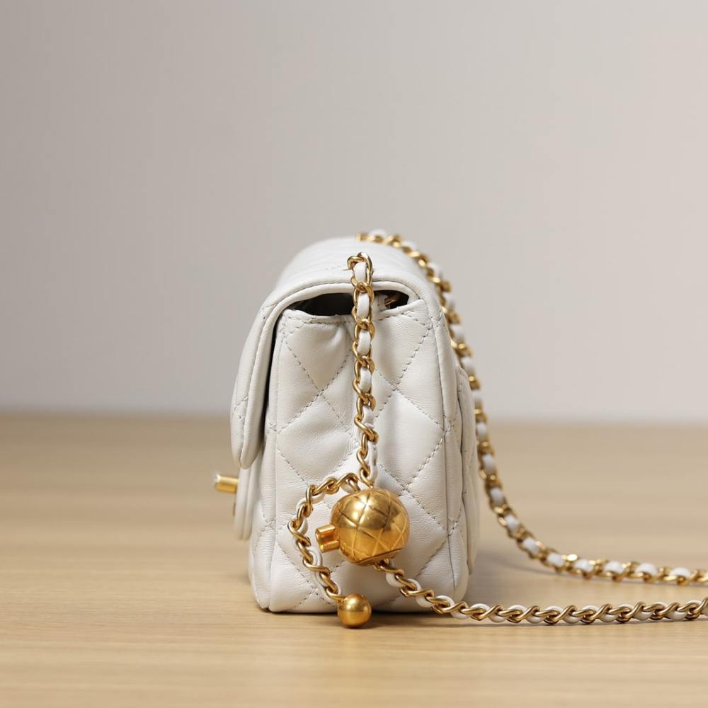 高仿Chanel*CF系列方胖子金球包白色XS免檢版