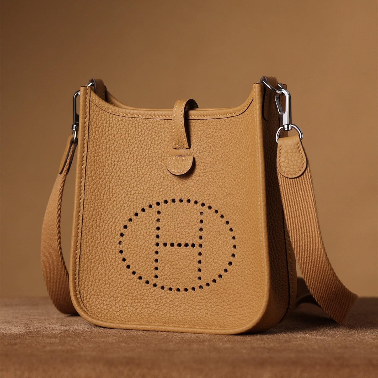 高仿Hermes*Evelyne16餅乾色銀扣免檢版