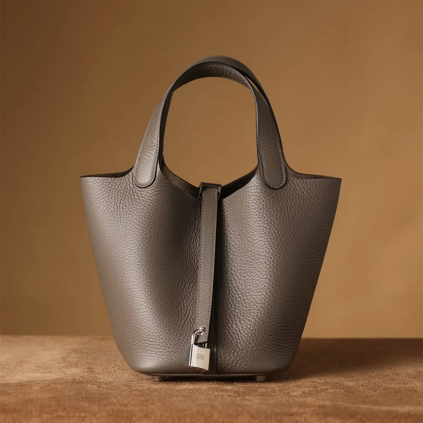 Herm&egrave;s Picotin 22 錫器灰銀扣