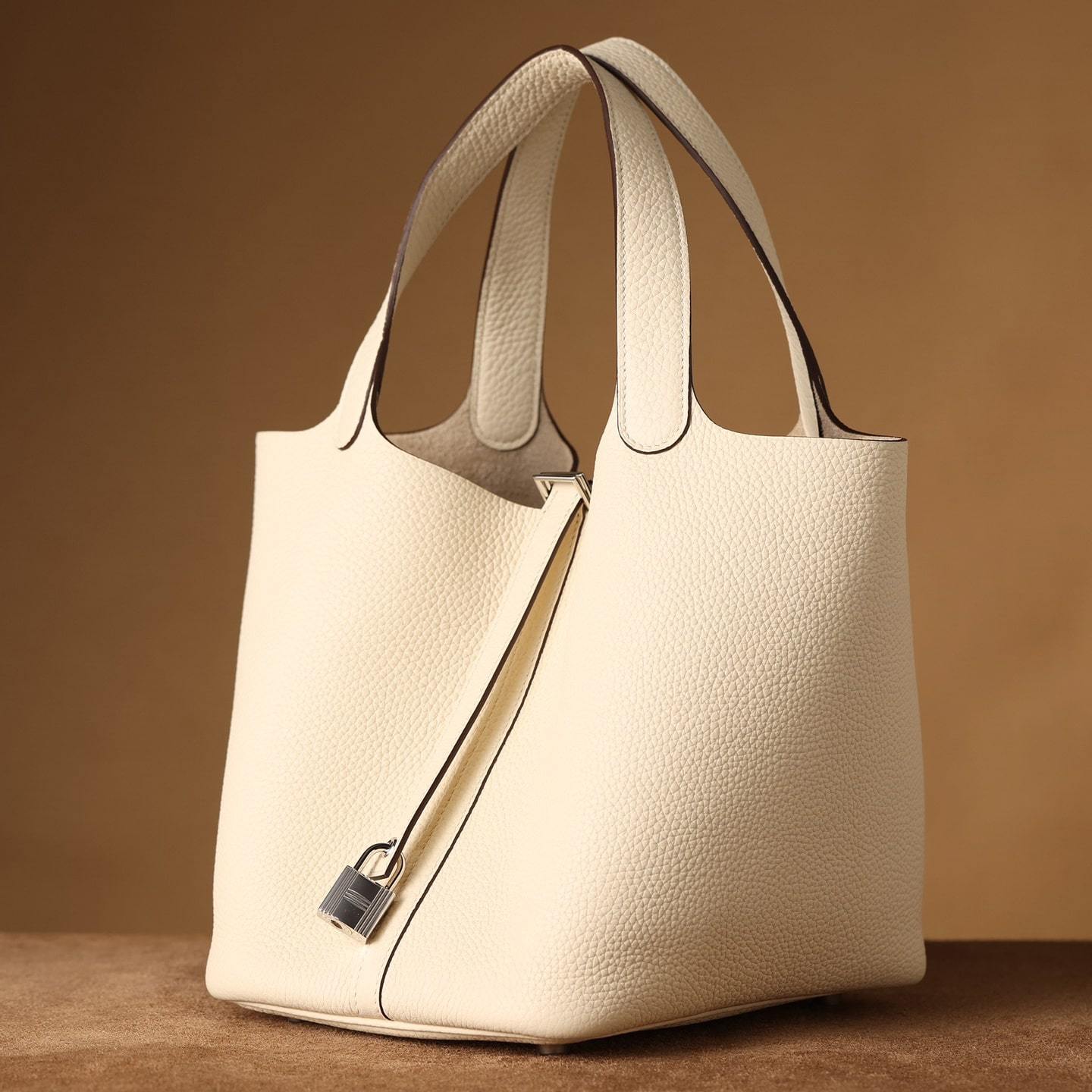 高仿Hermes*PicotinLock22奶昔白金扣免檢版