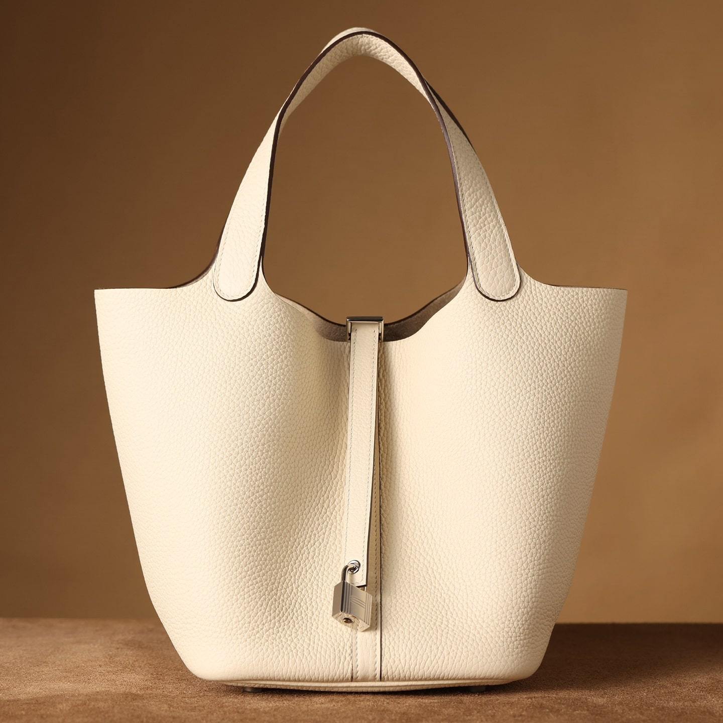 高仿Hermes*PicotinLock22奶昔白金扣免檢版