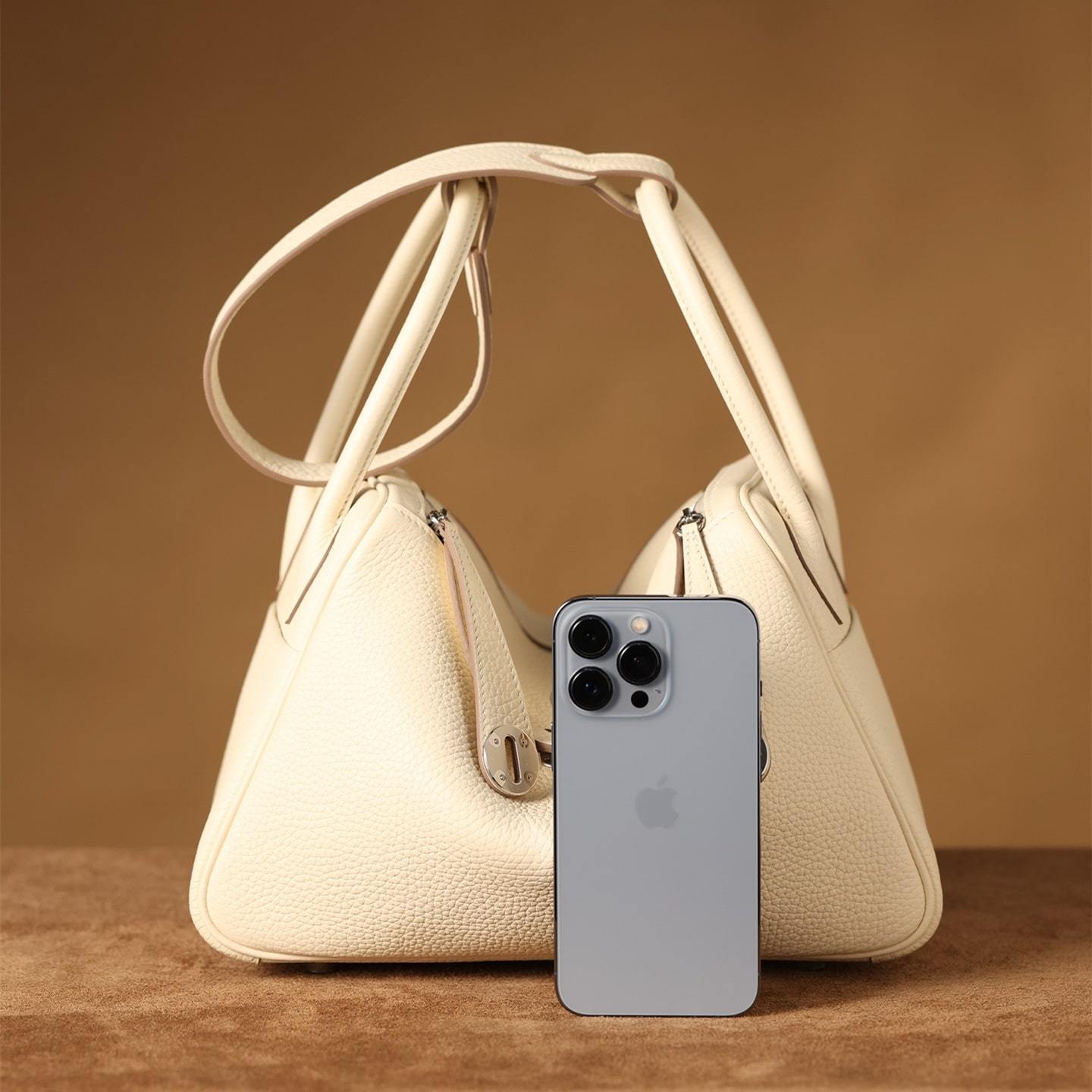 高仿Hermes*Lindy26奶昔白銀扣免檢版