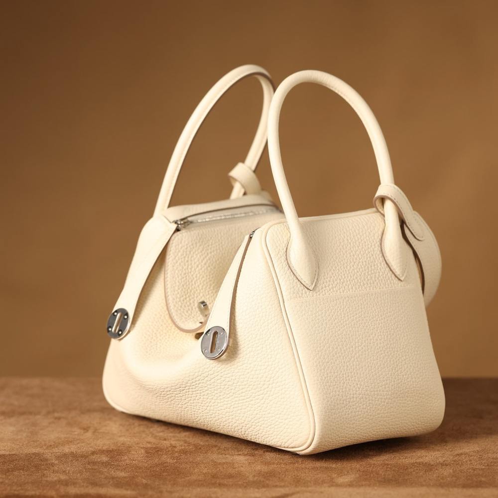 高仿Hermes*Lindy26奶昔白銀扣免檢版