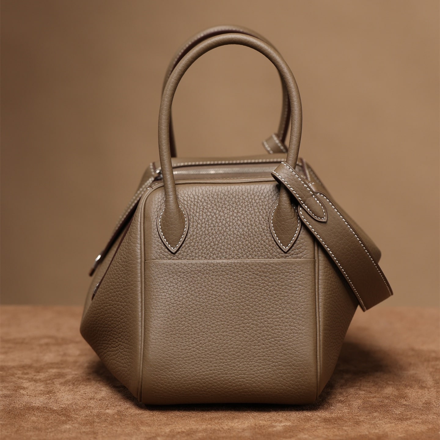 Hermes Lindy 26 大象灰