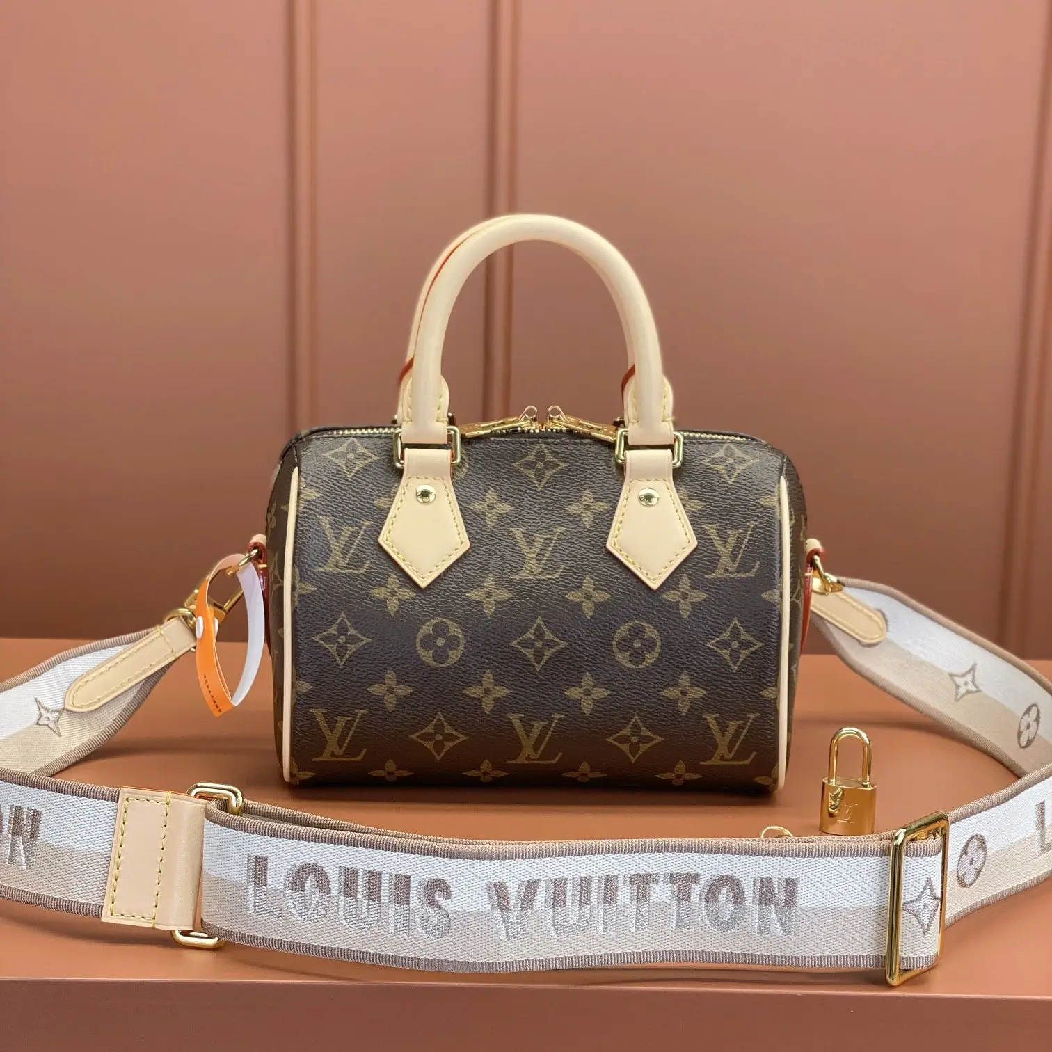 LV Speedy Bandouli&egrave;re 25