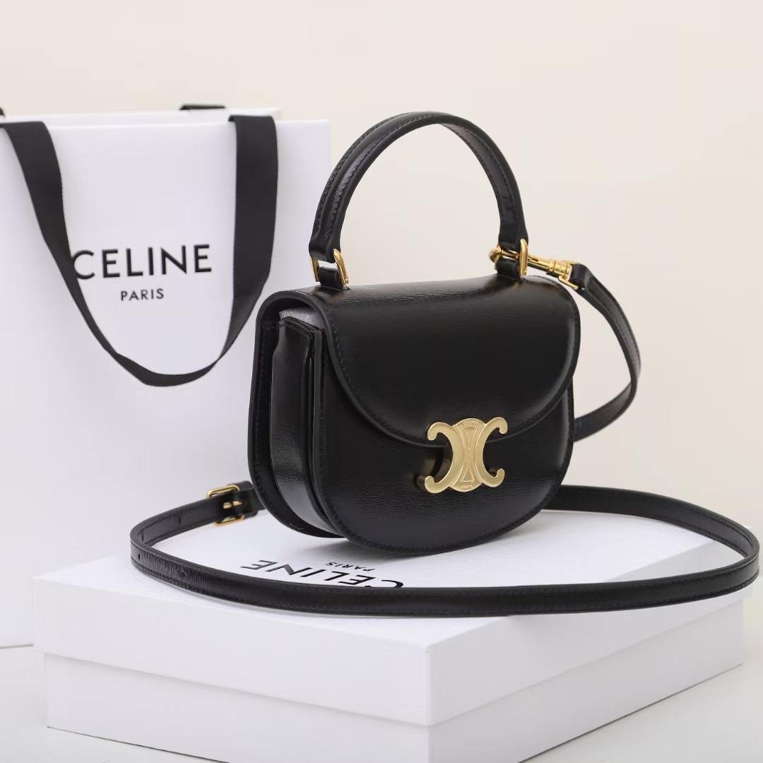 高仿Celine*Triomphe系列10L063黑色免檢版