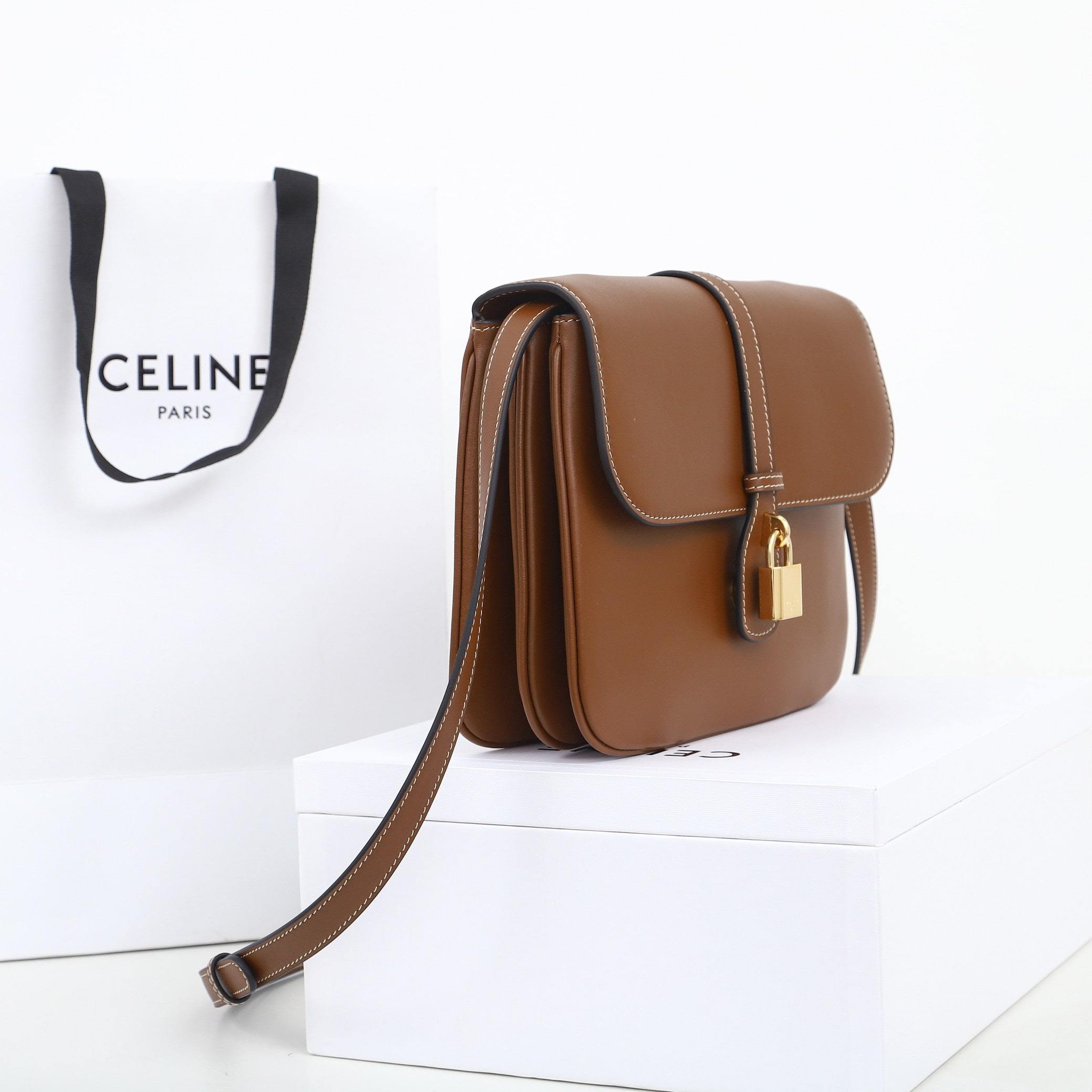 高仿Celine*Tabou系列手袋196583免檢版