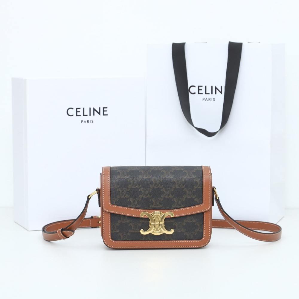 高仿Celine*Triomphe系列手袋191242免檢版