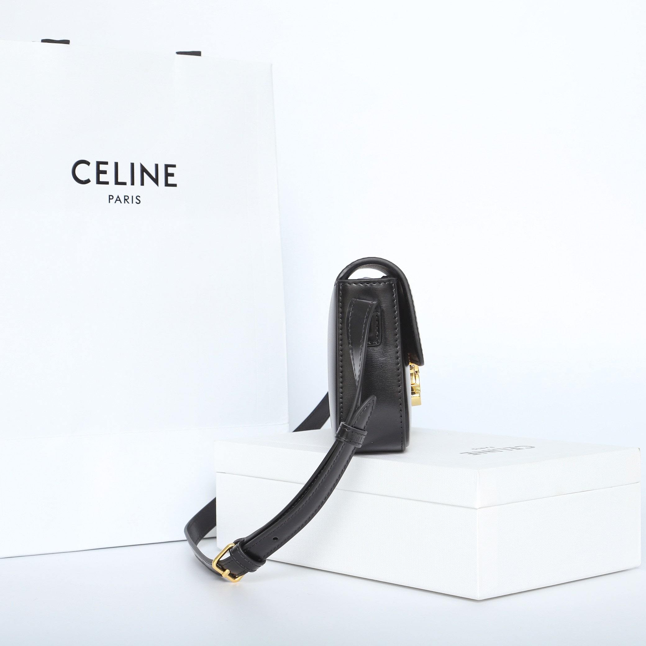 高仿Celine*Triomphe系列手袋194143黑色免檢版