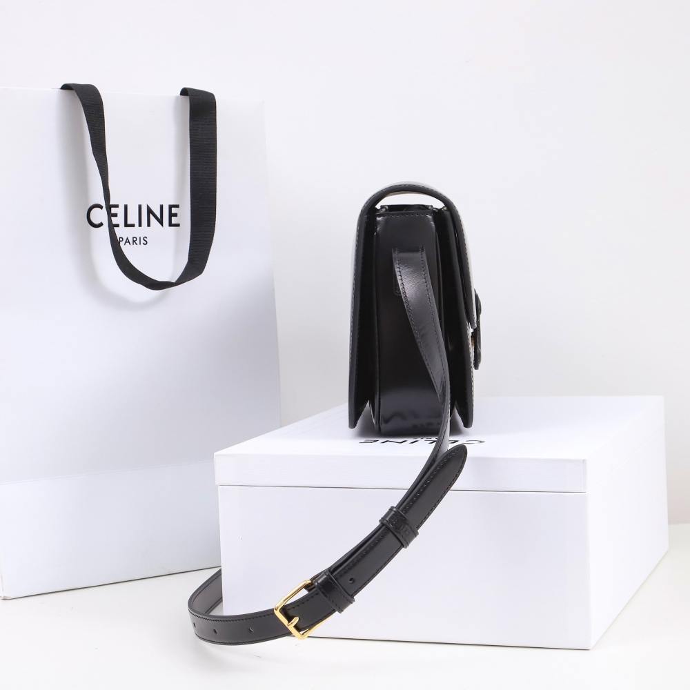 高仿Celine*Triomphe系列單肩包199233黑色中號免檢版
