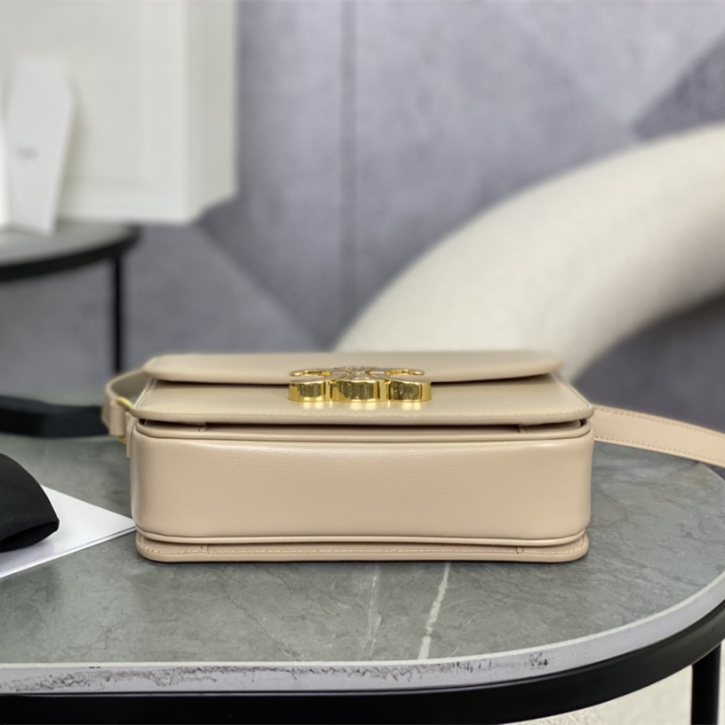 高仿Celine*Triomphe系列手袋188423奶茶色免檢版