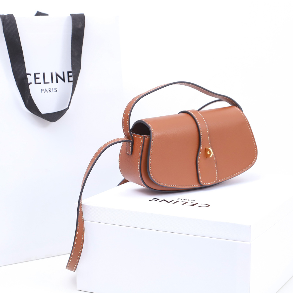 高仿Celine*Tabou系列腋下包10I593棕色免檢版