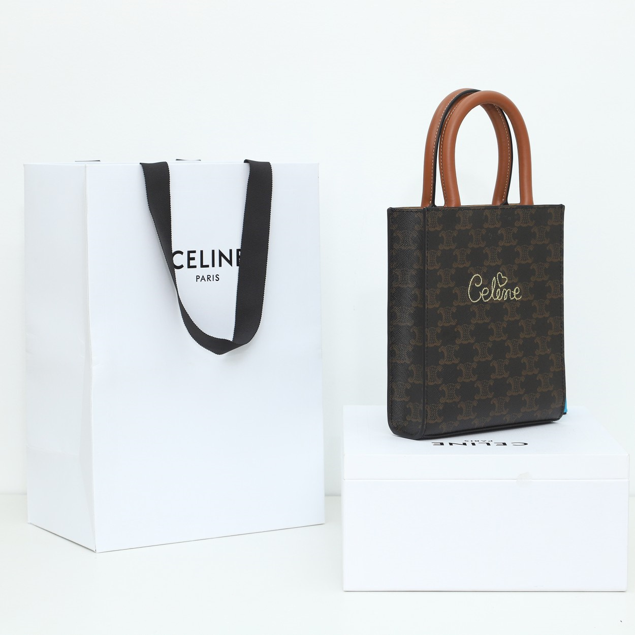 高仿Celine*Cabas系列琴譜袋194372褐色印花免檢版