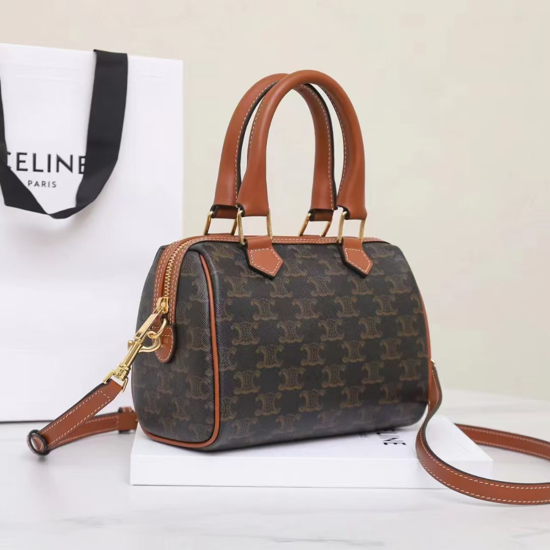 高仿Celine*Triomphe系列手提袋113772免檢版