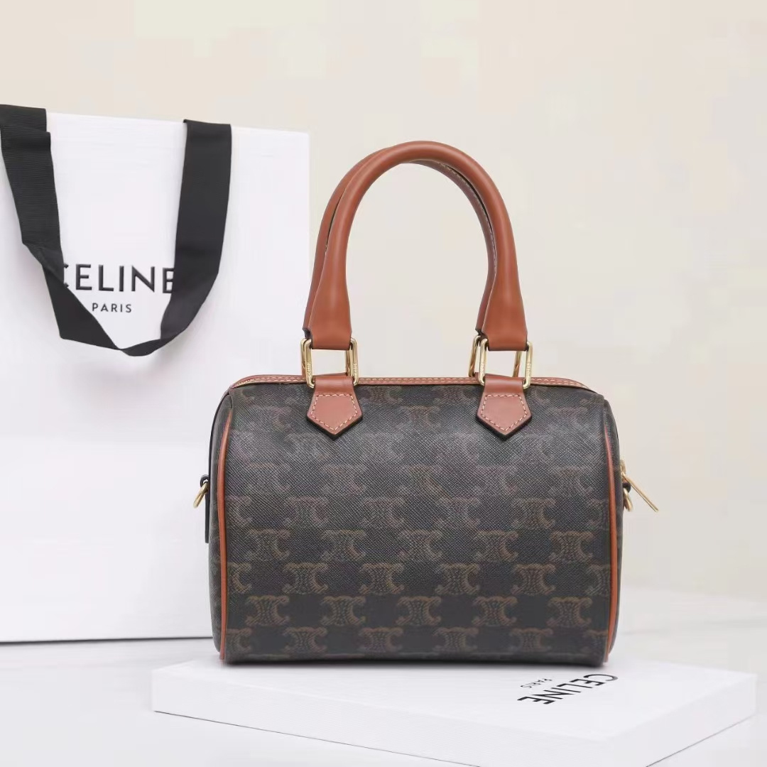 高仿Celine*Triomphe系列手提袋113772免檢版