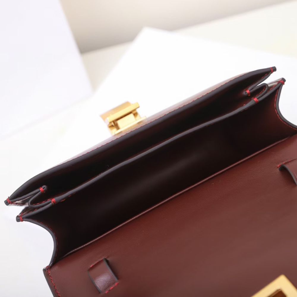 高仿Celine*ClassicBox系列192523酒紅色免檢版