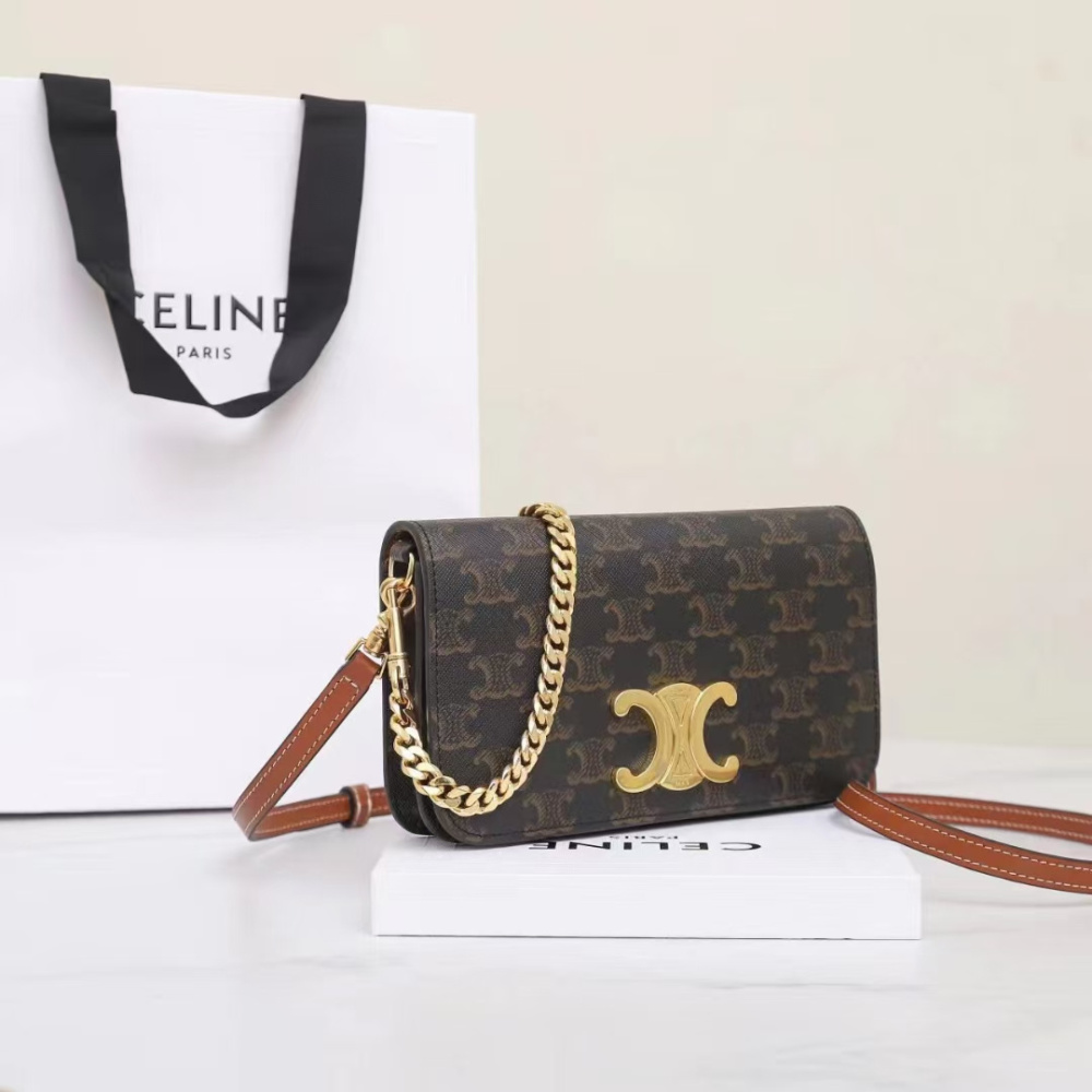 高仿Celine*Multipochette系列單肩包10L972免檢版