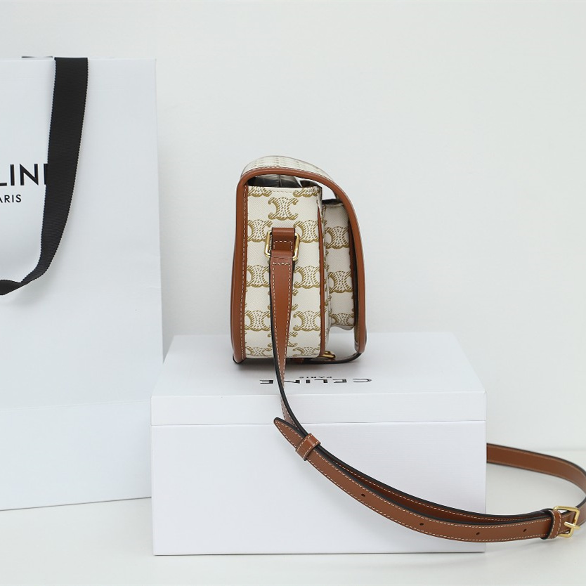 高仿Celine*Folco系列馬鞍包191502白印花免檢版