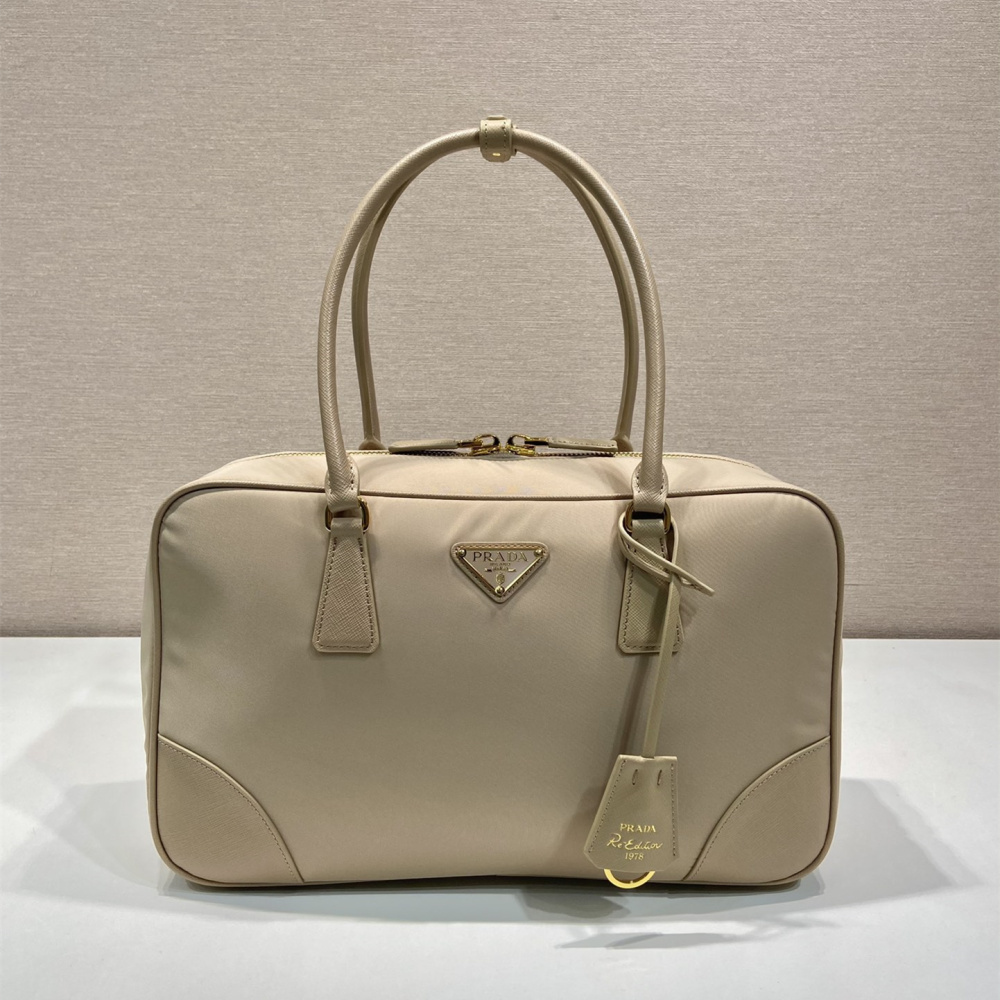 高仿Prada*ReEdition系列手提袋1BB114大號淺木色免檢版