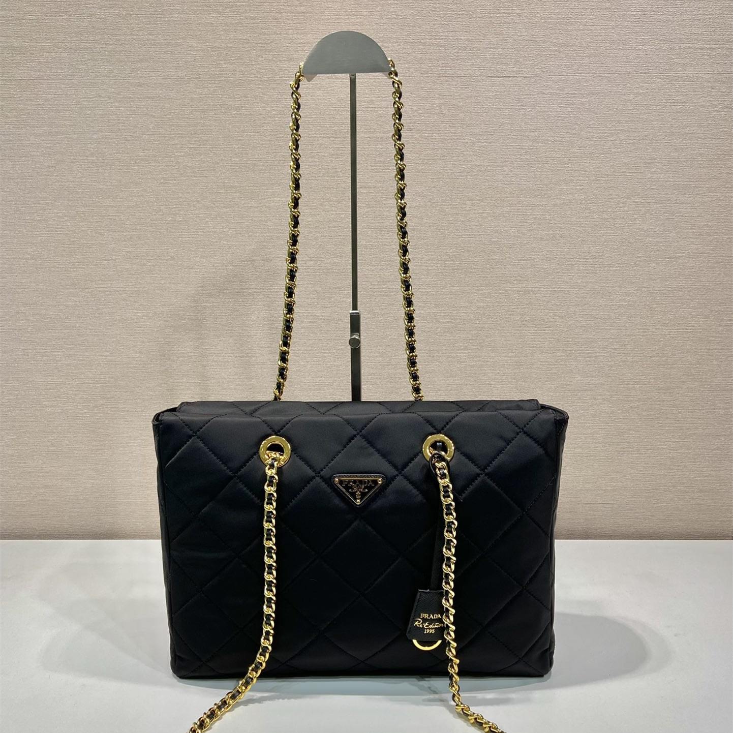 高仿Prada*ReEdition系列中古袋1BG467大號免檢版