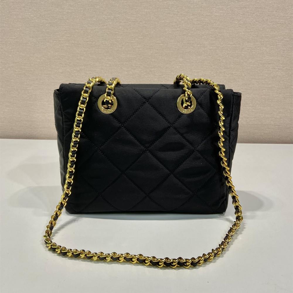高仿Prada*ReEdition系列中古袋1BG468黑色免檢版
