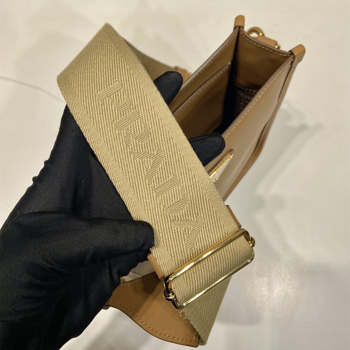 高仿Prada馬鞍包1BH220棕色免檢版