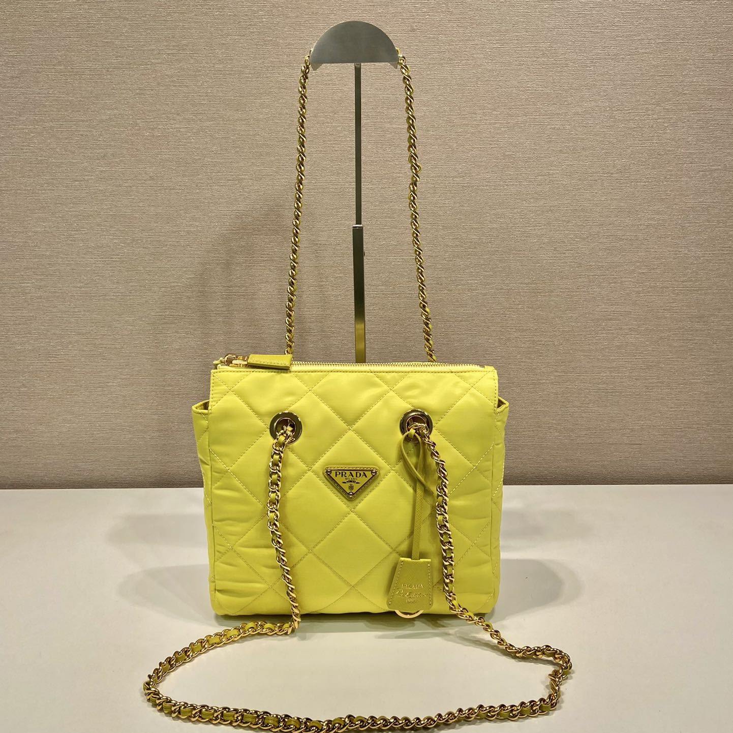 高仿Prada*ReEdition系列中古袋1BG468黃色免檢版