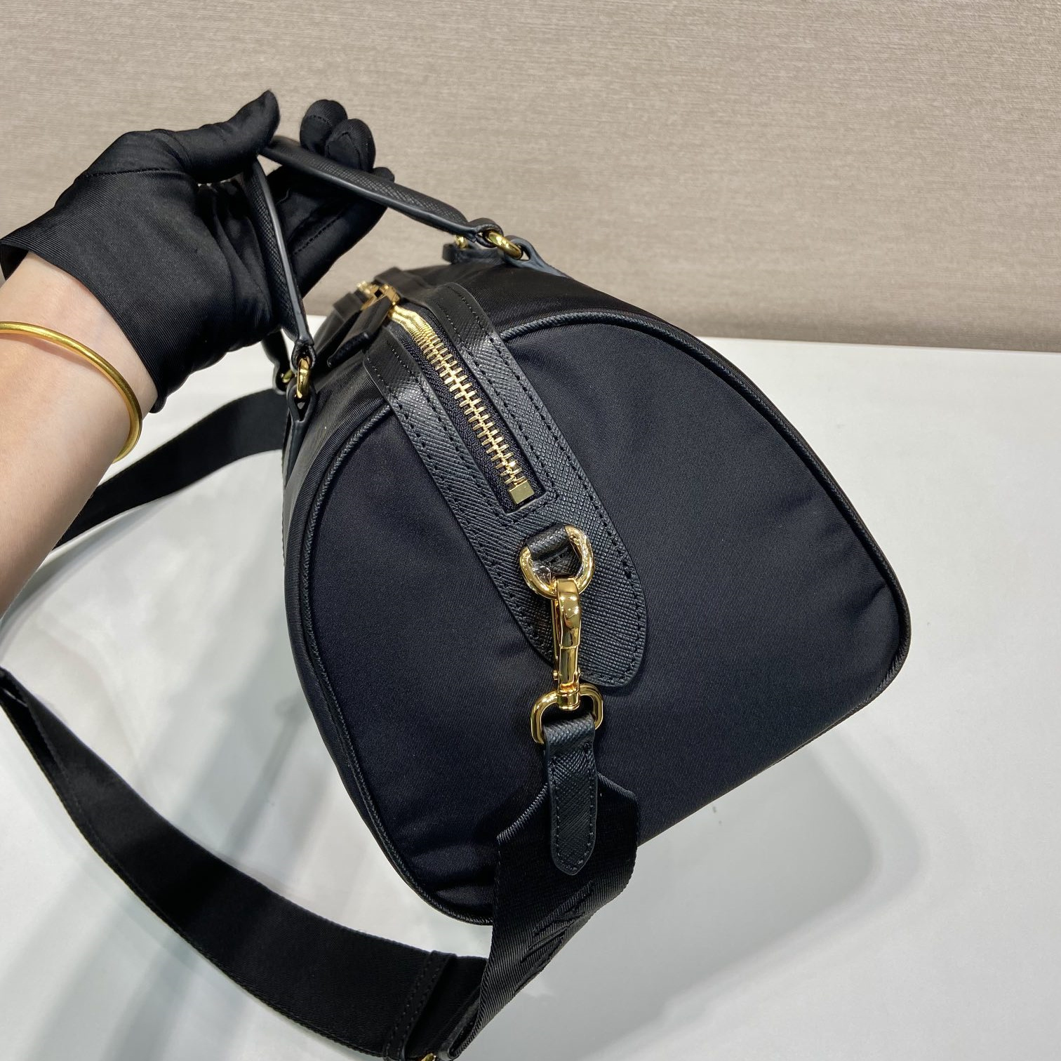 高仿Prada*ReEdition系列手提包1BB233黑色免檢版