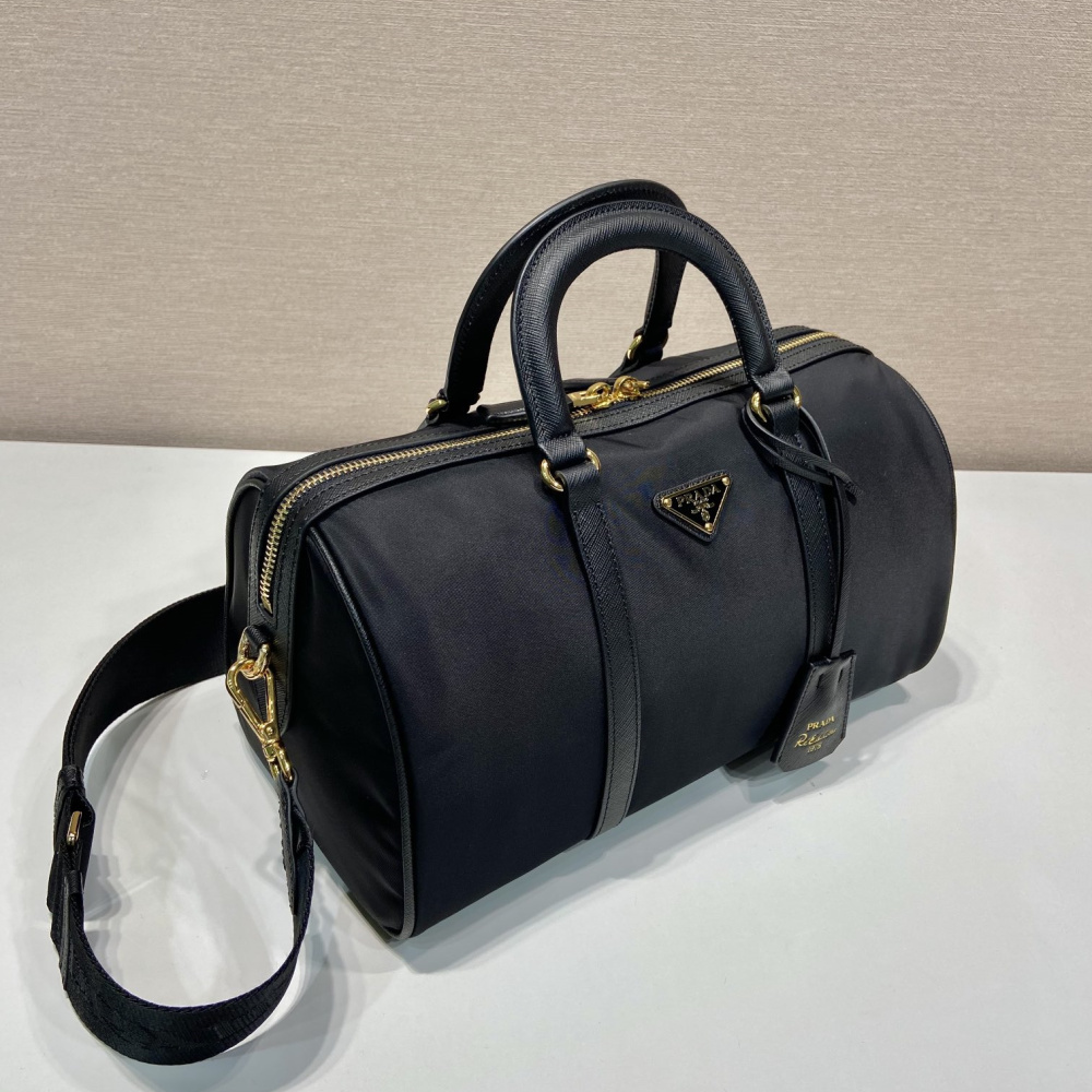 高仿Prada*ReEdition系列手提包1BB233黑色免檢版