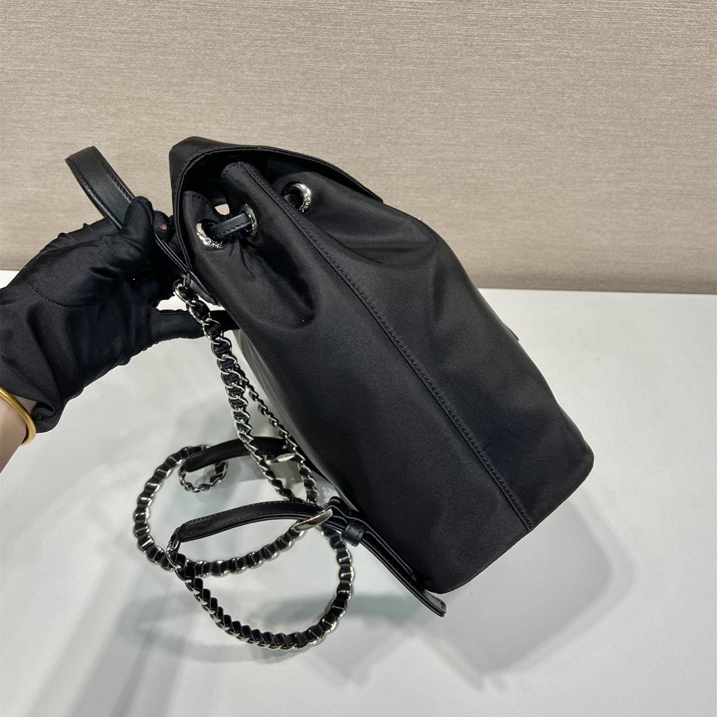 高仿Prada中古背包1BZ831黑色小號免檢版