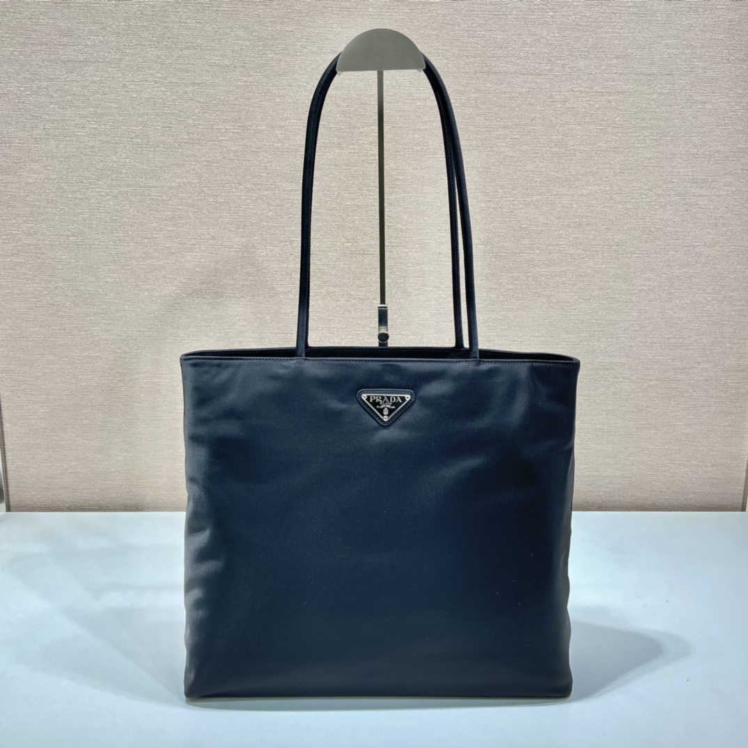 高仿Prada*Re-Edition系列中古袋B6248中號免檢版