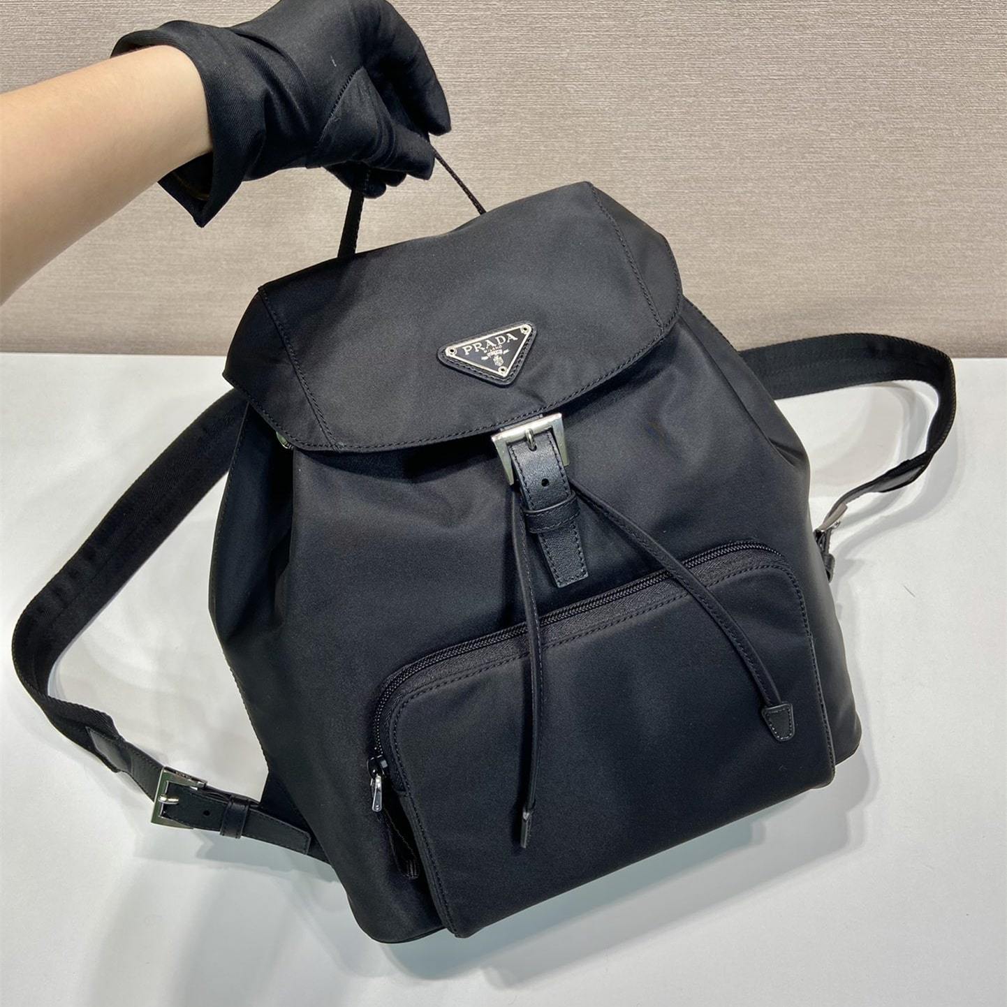 高仿Prada中古背包1BZ832黑色免檢版