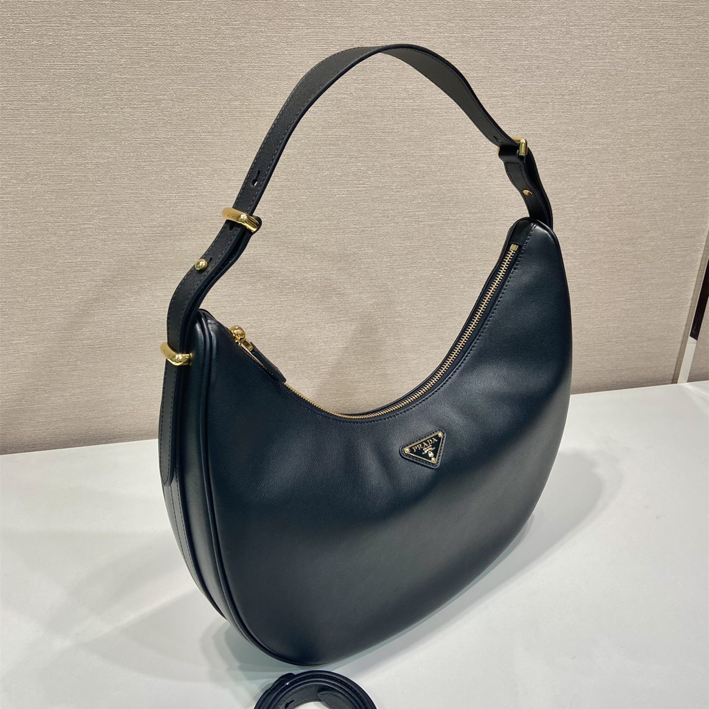 高仿Prada*Moon手袋系列1BC212大號黑色免檢版