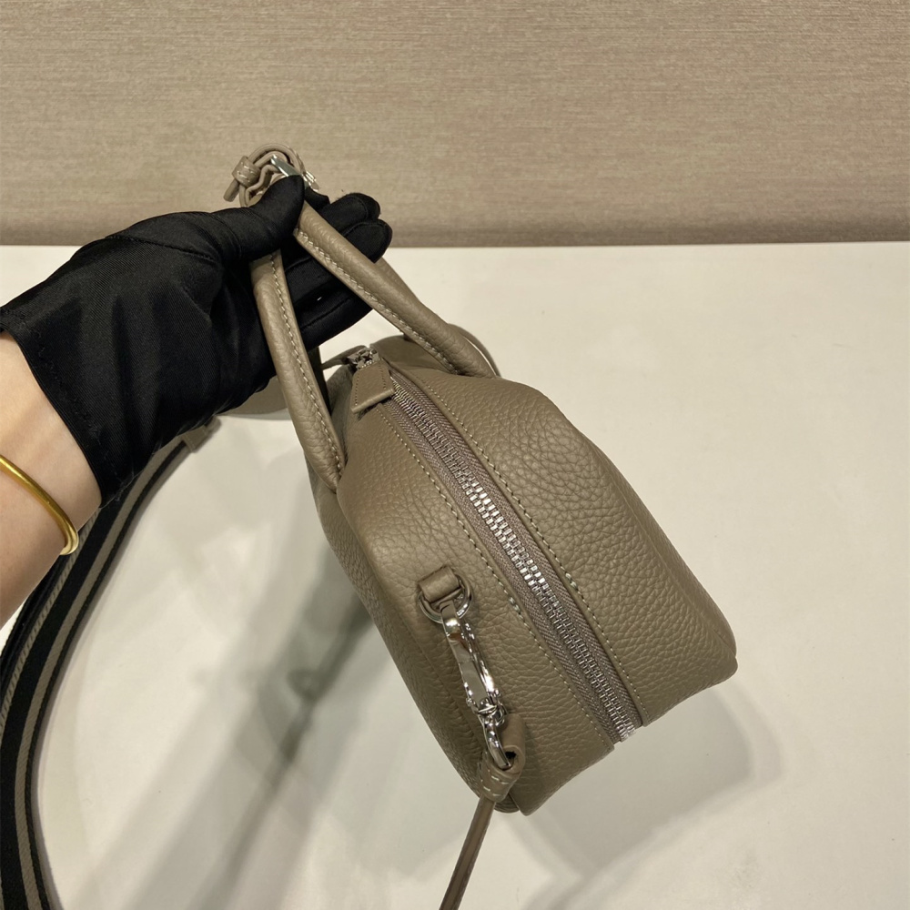 高仿Prada手提包1BB102大象灰免檢版
