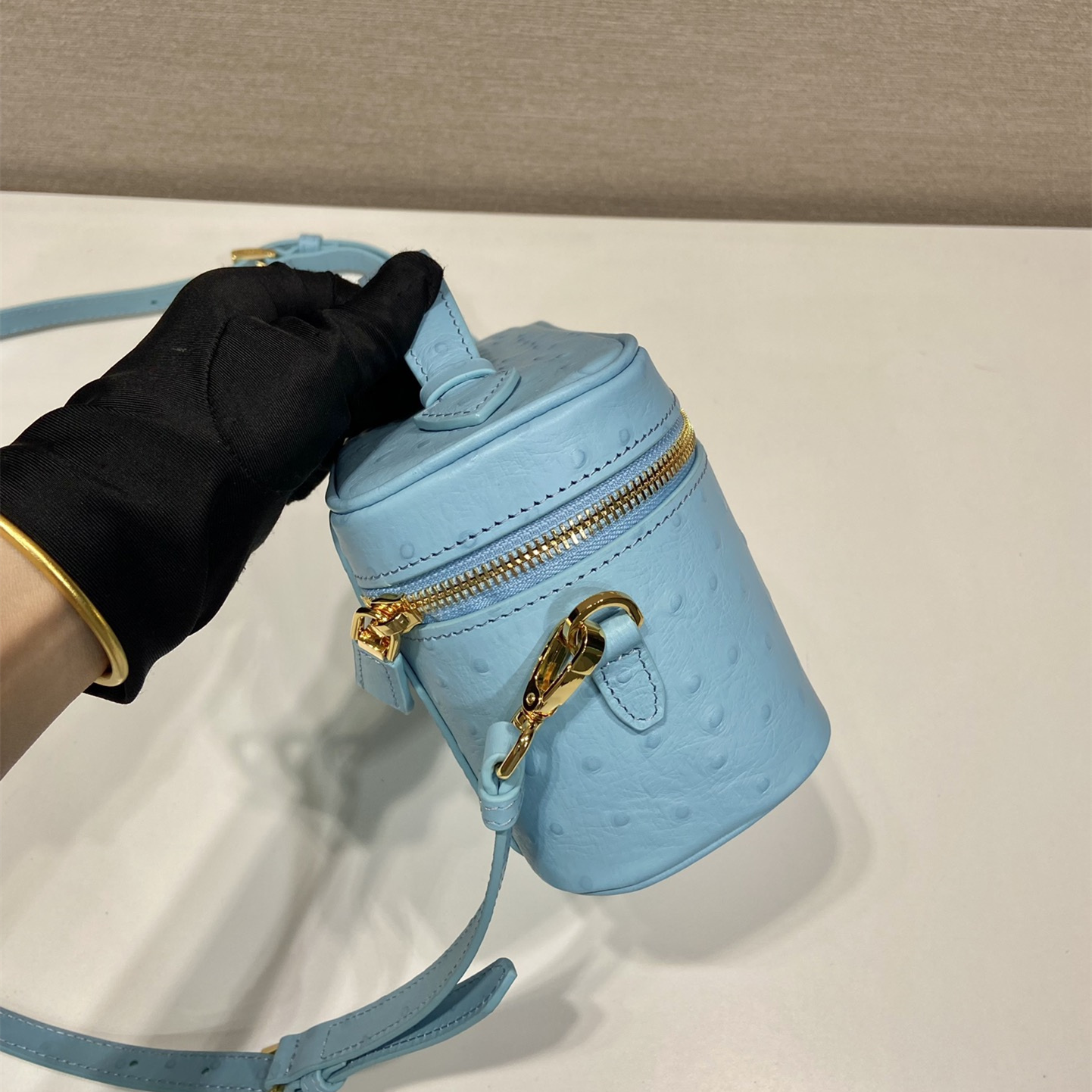 高仿Prada化妝包系列1BH202海底藍免檢版