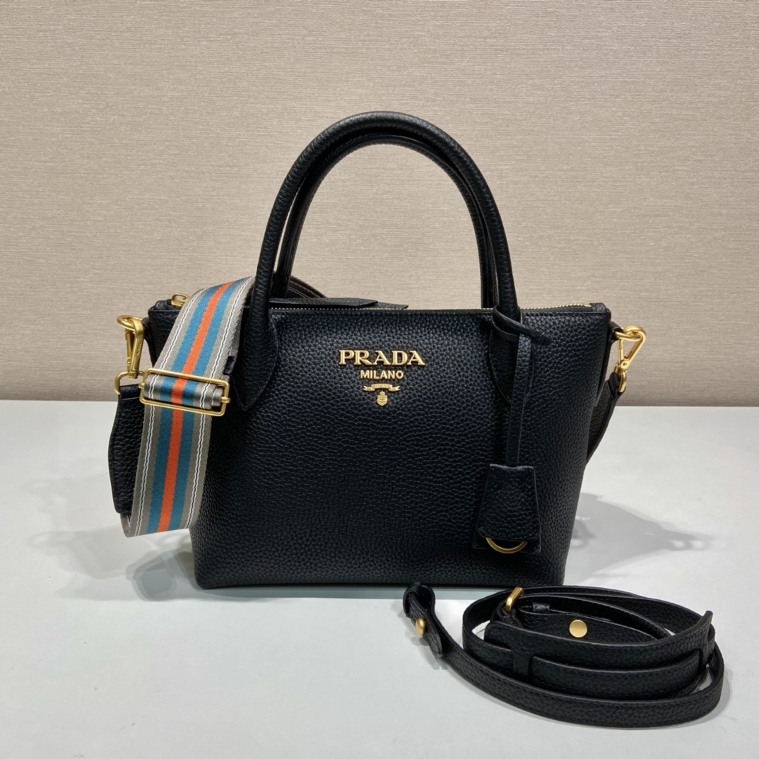 高仿Prada*VitelloDino系列手提斜挎包1BA111黑色免檢版