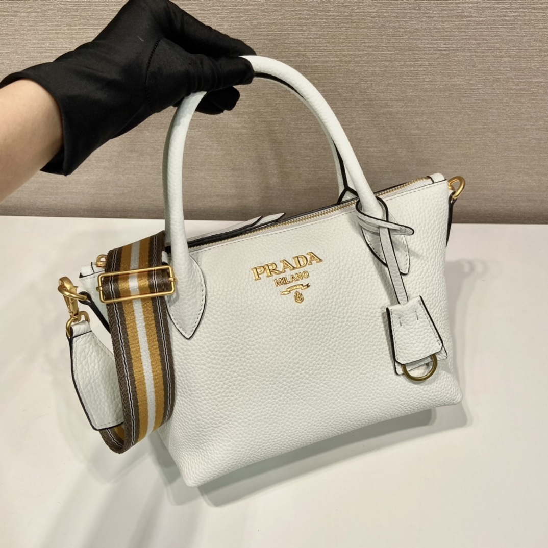 高仿Prada*VitelloDino系列手提斜挎包1BA111白色免檢版