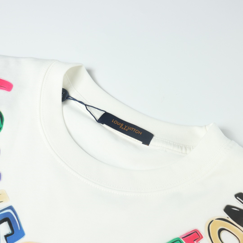 高仿LV*1AFR0025彩色項鏈LOGOT恤白色