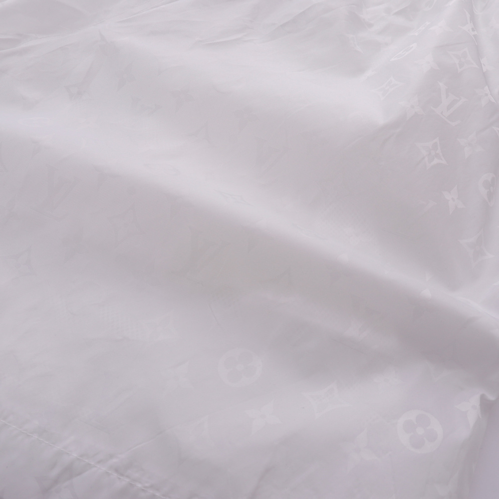 高仿LV*SS24系列1AFR0011暗紋提花沙灘褲白色