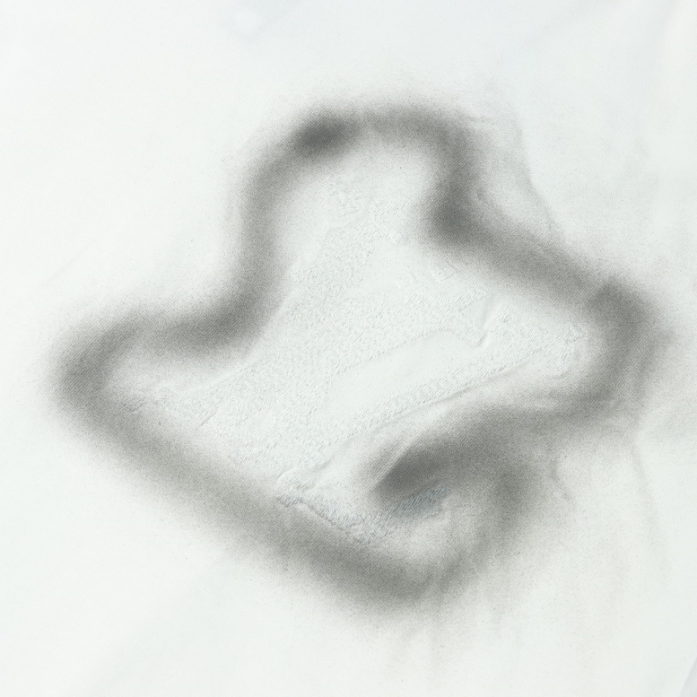 高仿LV*SS24系列1AFR0013手繪刺繡短袖白色