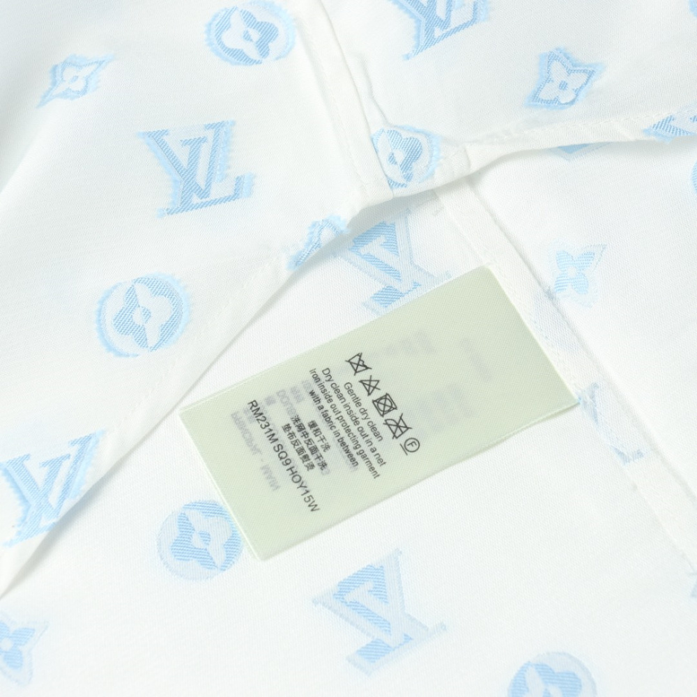 高仿LV*SS23系列1ABJS4滿印LOGO短袖襯衫白色