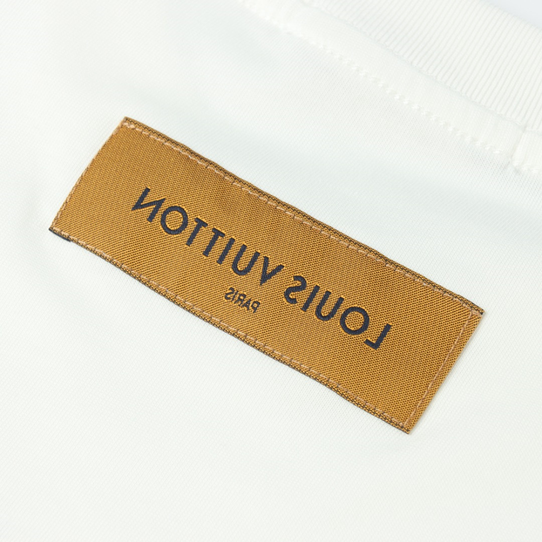 高仿LV*1AFR0025彩色項鏈LOGOT恤白色