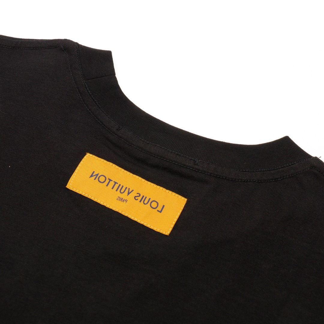 高仿LV*SS24Nigo系列1AFR0024小老虎刺繡T恤黑色