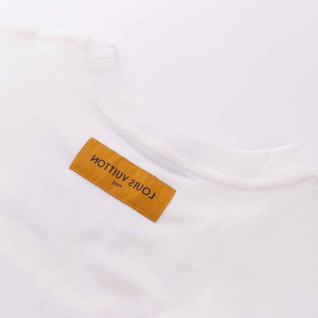 高仿LV*SS24Nigo系列1AFR0023小老虎刺繡T恤白色