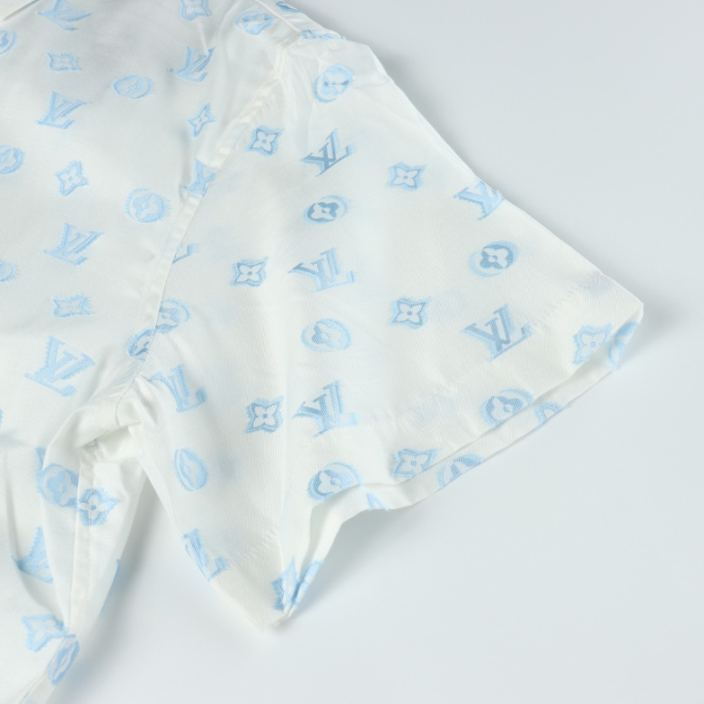 高仿LV*SS23系列1ABJS4滿印LOGO短袖襯衫白色