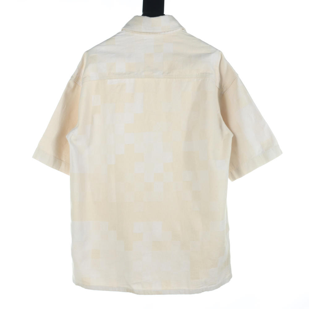 高仿LV*SS24系列1AFQZJ格子刺繡短袖襯衫米色